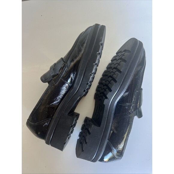 Paul Green Black Penny Loafers Patent Leather Chunky Lug Sole Size 10 Preppy - Picture 6 of 9